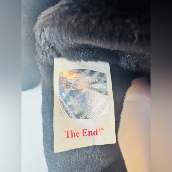 🥰 Ty Black Beanie Bear “THE END” with Gold Collar Vintage Collection 1999 - Picture 5 of 5